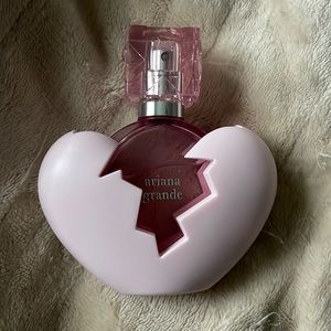 Ariana Grande Perfume “Thank U Next”